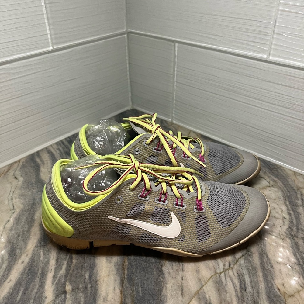 NIKE Clima Cool Women's Sneakers Running Shoes 599269 007 Gray Green pink 8
